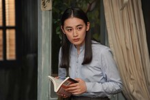 八木莉可子演じる秋月史子。