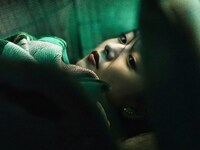 「真夜中のキッス」場面写真