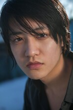 藤原季節パーソナルブックのイメージカット（2015年撮影：松田美由紀）。