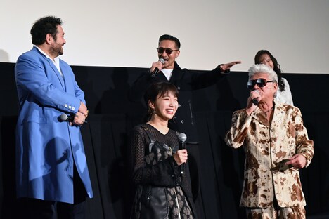 「BAD CITY」初日舞台挨拶の様子。