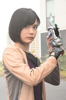 中村加弥乃扮するラヴィー星人ディナス。