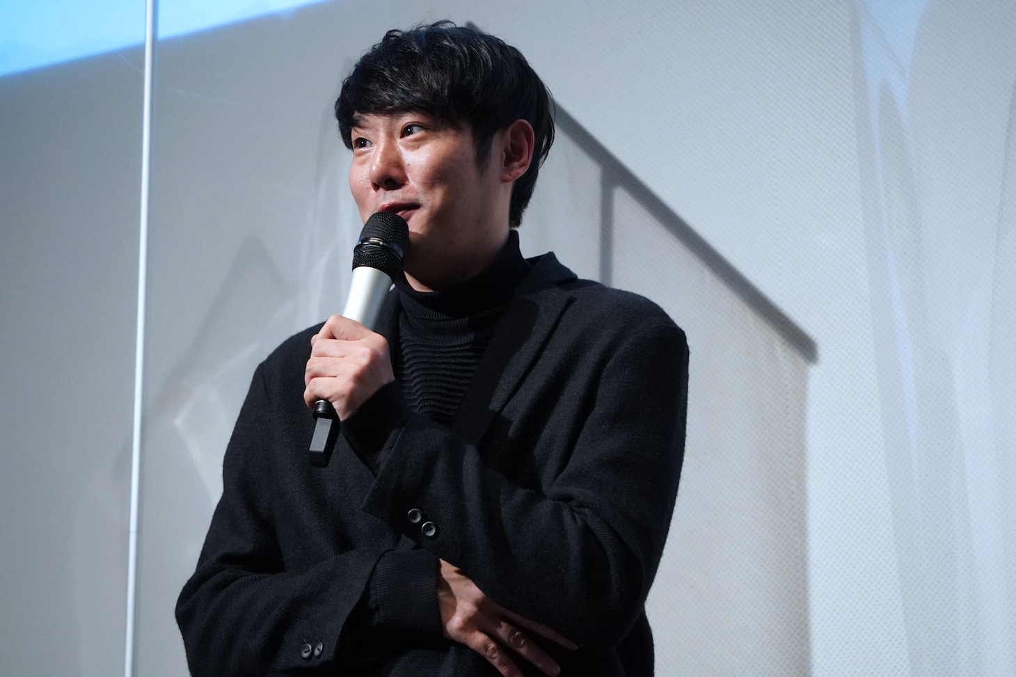 藤井道人
