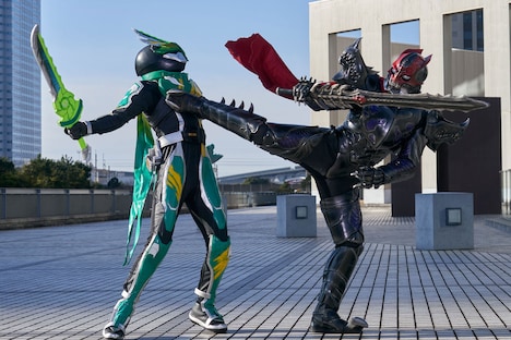「仮面ライダーアウトサイダーズ ep.2 滅びの予兆とデザストの覚醒」場面写真