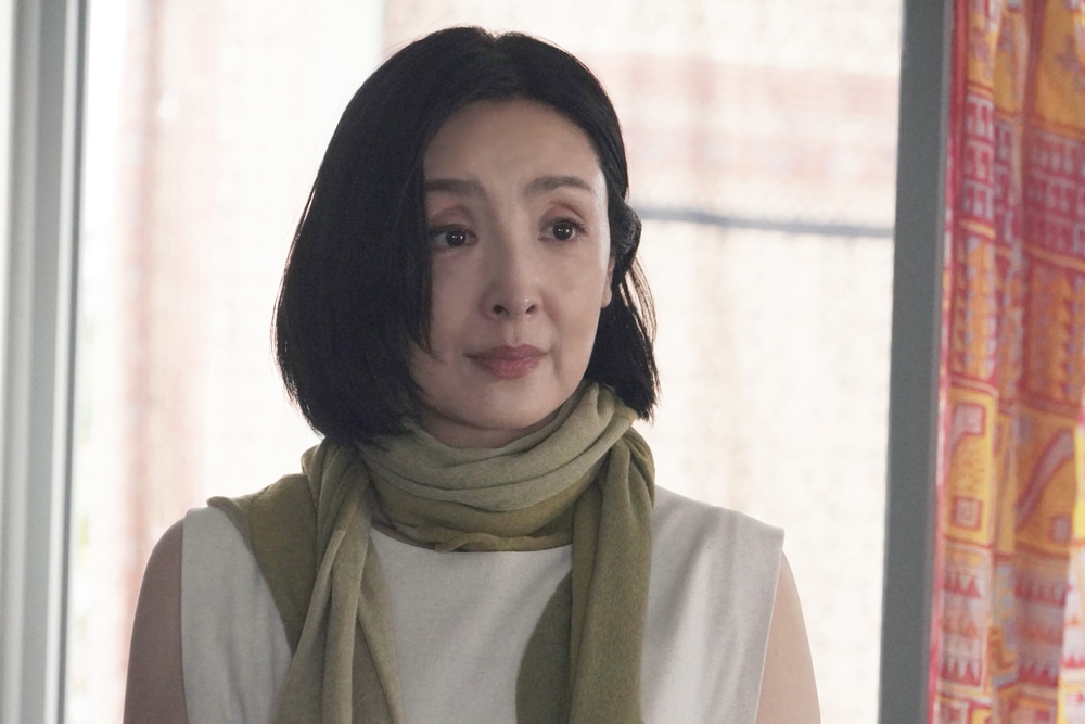 塔子役の草刈民代。