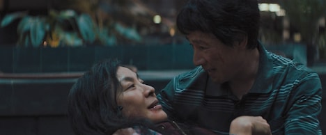 「エブリシング・エブリウェア・オール・アット・ワンス」場面写真