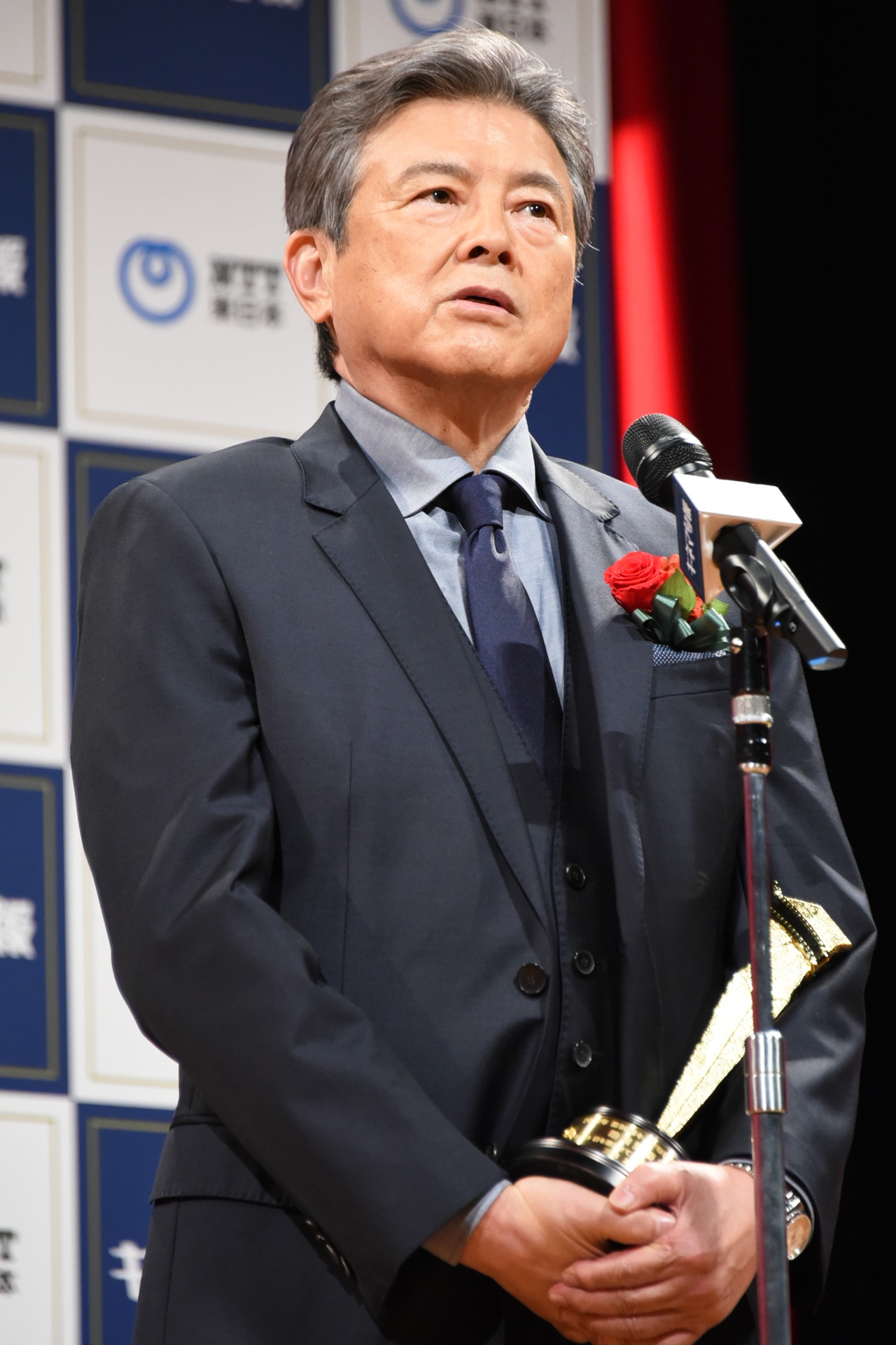 三浦友和