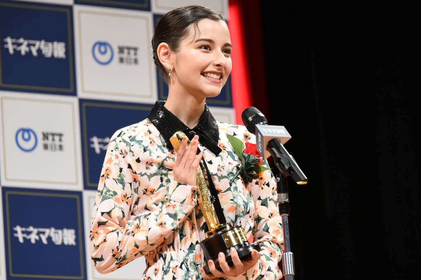 嵐莉菜