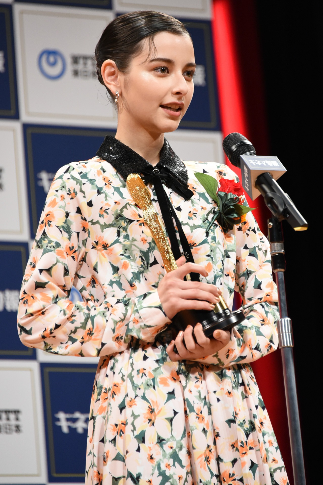 嵐莉菜