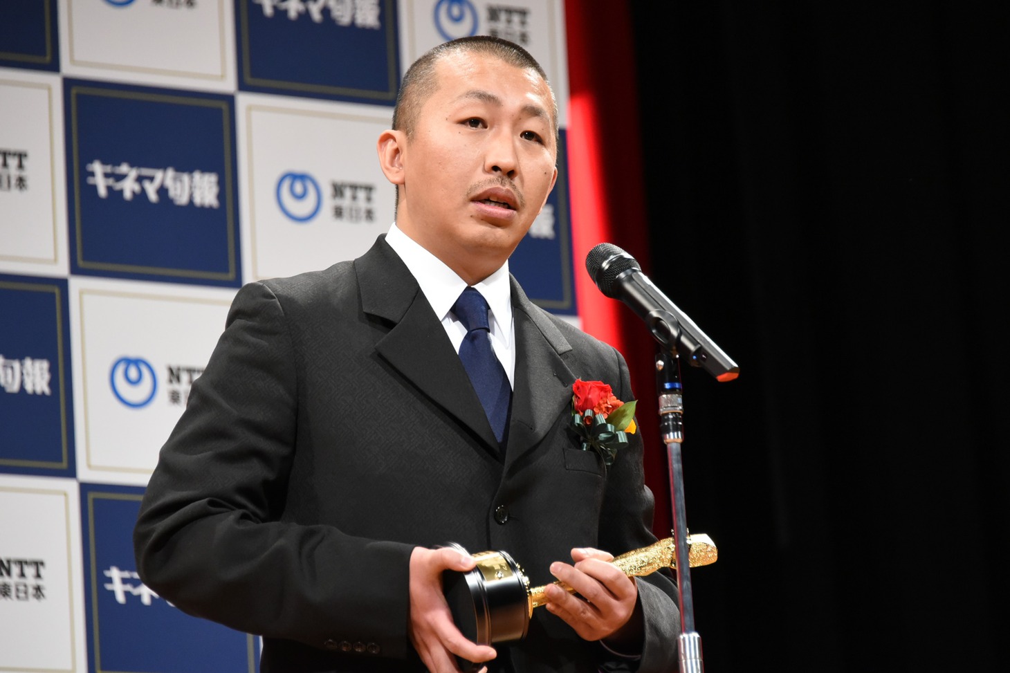 三宅唱