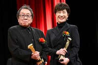 左から高橋伴明、梶原阿貴。