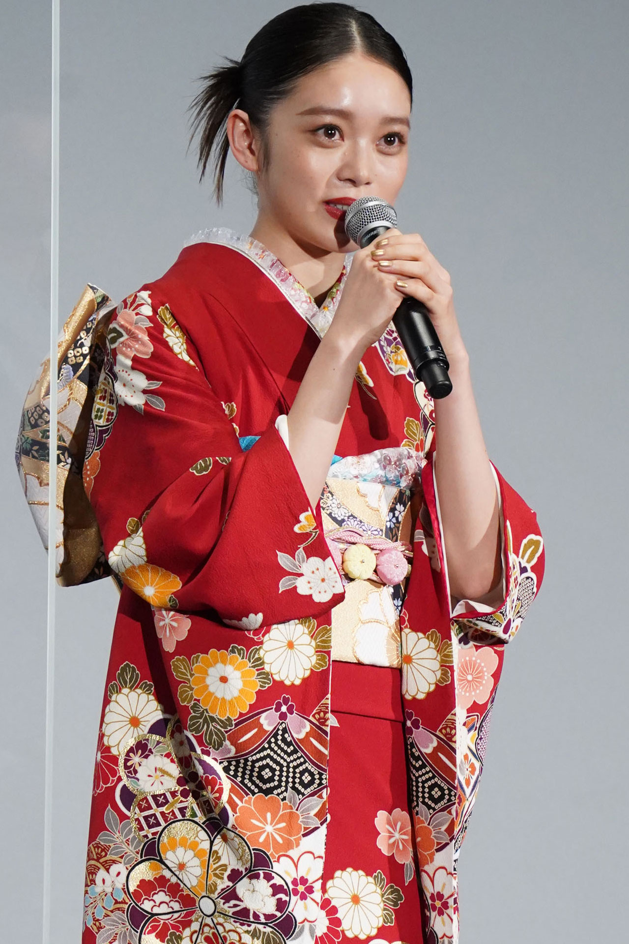 高石あかり