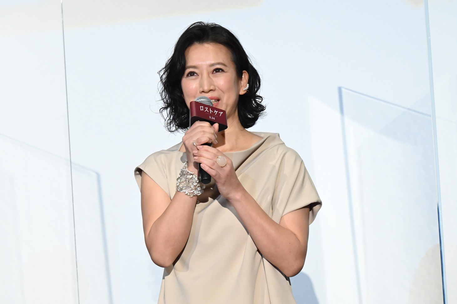 戸田菜穂