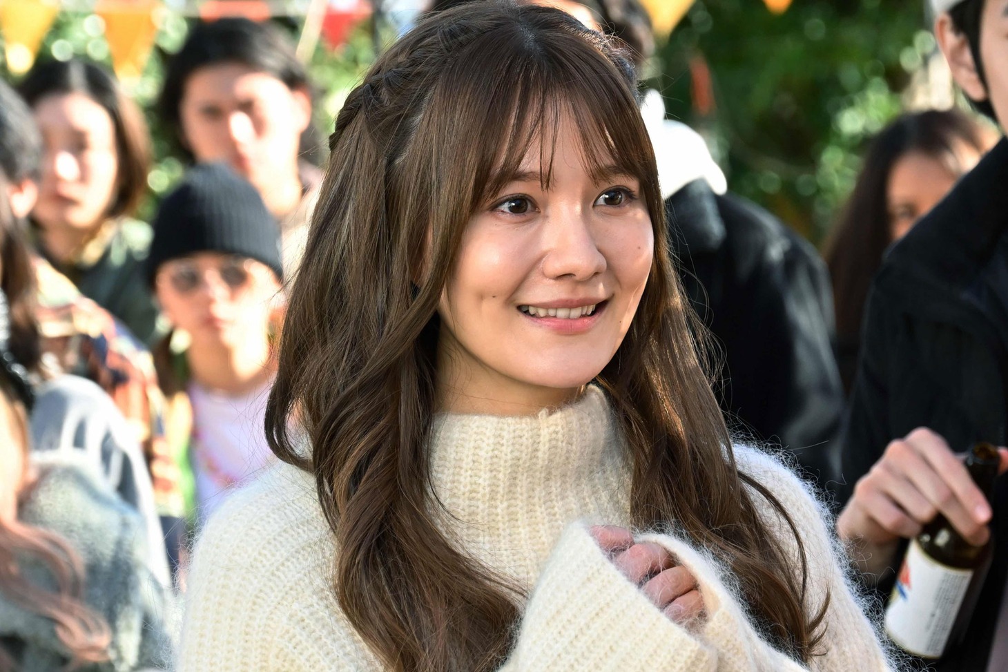 トリンドル瑠奈が演じるローズ。