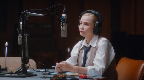 「午前4時にパリの夜は明ける」新場面写真