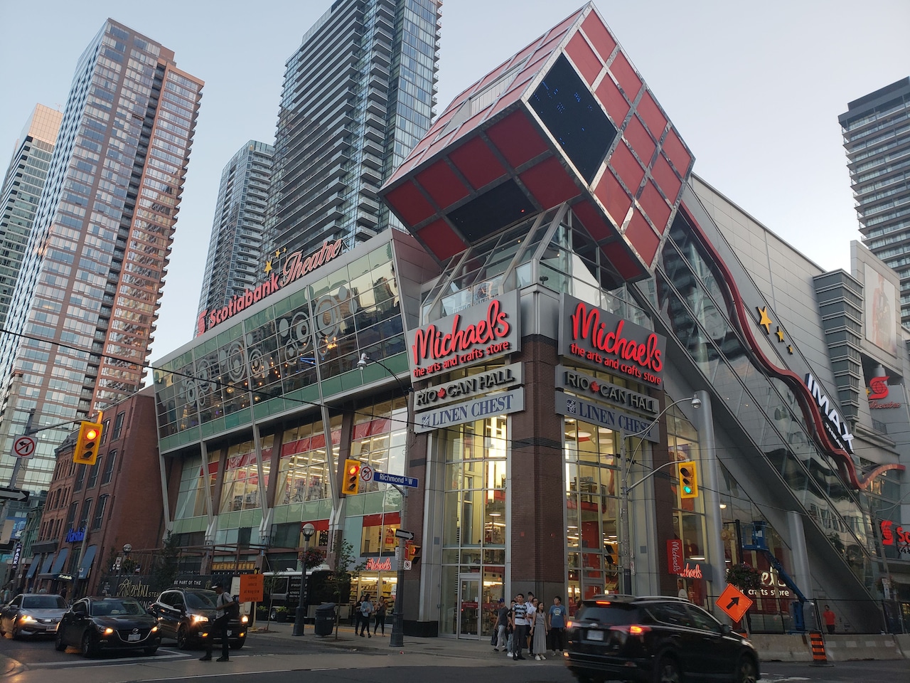 カナダ・トロントにある映画館、スコティアバンクシアターの写真。トロント国際映画祭の主な試写会場となる場所。