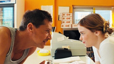 「レッド・ロケット」新場面写真