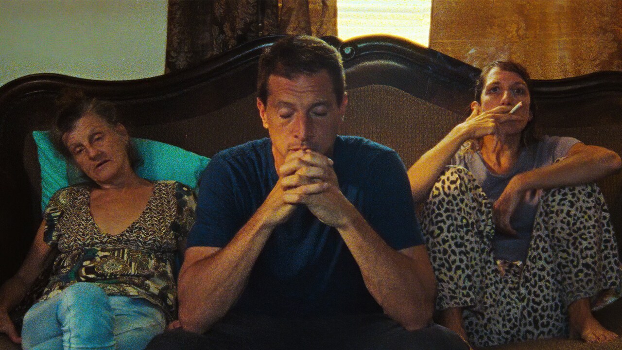 うっとうしい元ポルノスターに妻と義母うんざり、「レッド・ロケット」本編映像