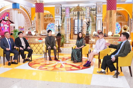 左から伊達みきお、富澤たけし、松坂桃李、瀬戸朝香、佐藤栞里、高橋茂雄。