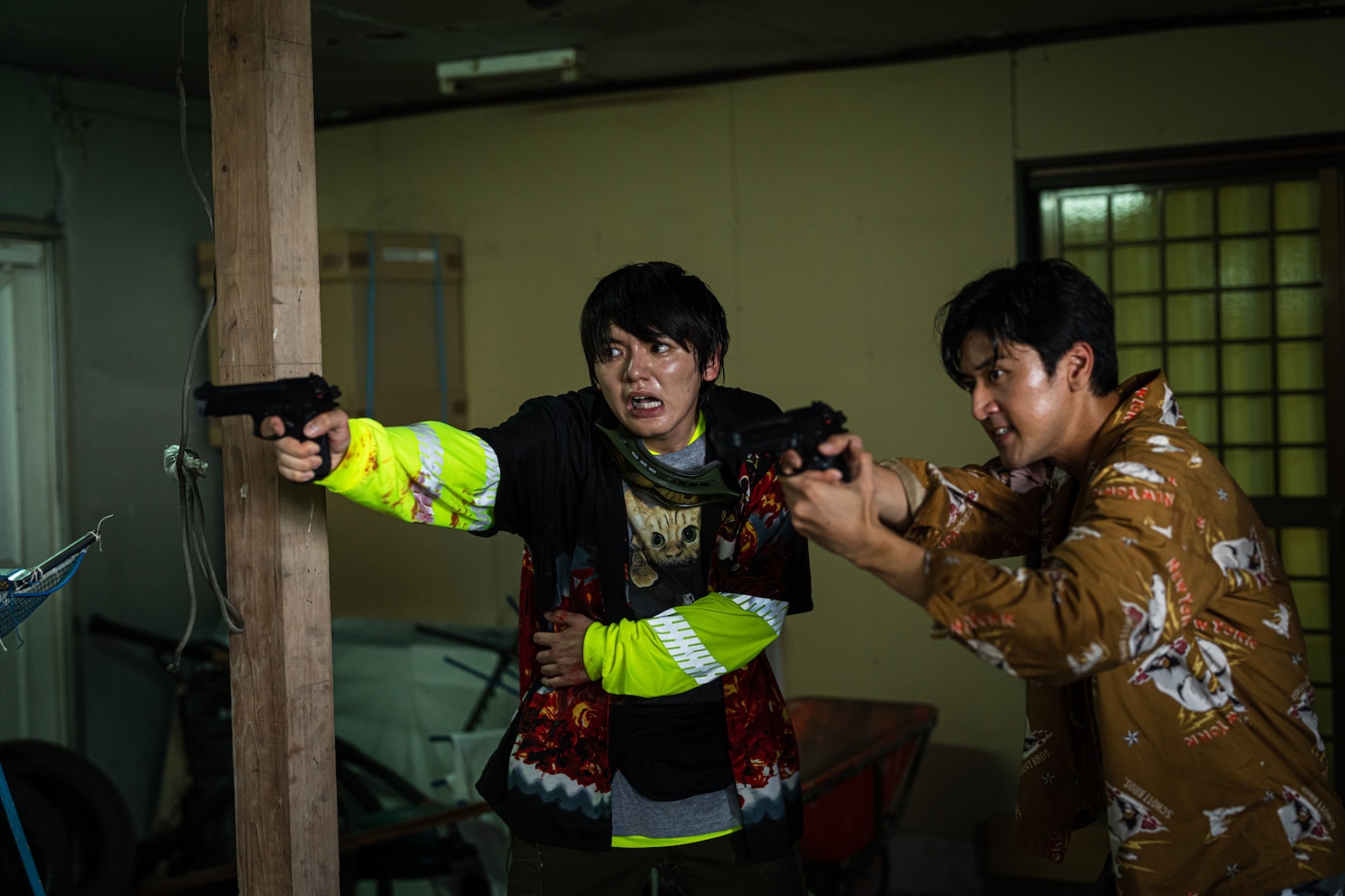 「ベイビーわるきゅーれ 2ベイビー」場面写真