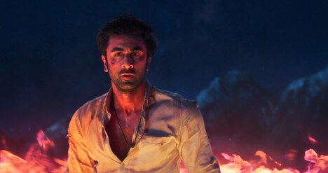 「ブラフマーストラ」場面写真