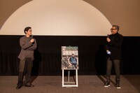 左から高良健吾、小室秀一。