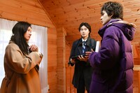 左から吉高由里子、磯村勇斗、北村匠海。