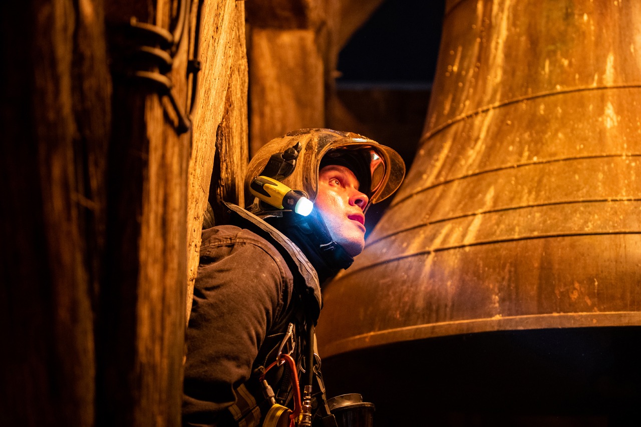 「ノートルダム 炎の大聖堂」場面写真（Photo credit：Mickael Lefevre）