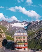 ホテル・ベルヴェデーレ (c)Carlo Kuettel (@carlokuttel), Hotel Belvédère