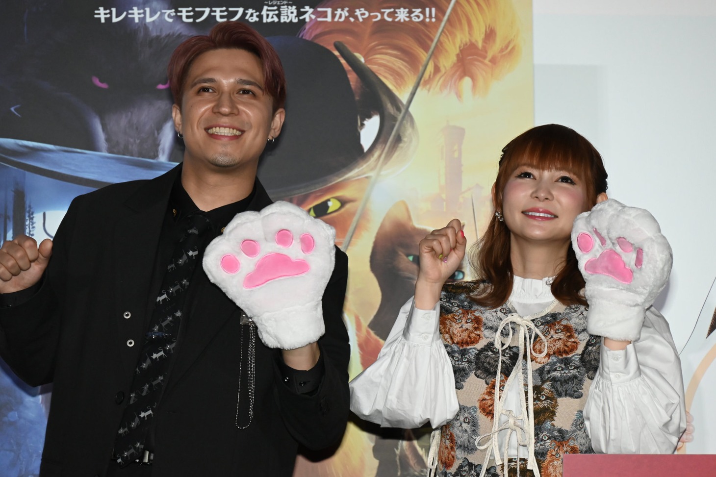 左から木村昴、中川翔子。