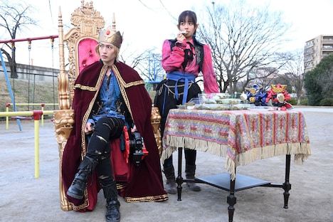 「暴太郎戦隊ドンブラザーズVSゼンカイジャー」場面写真