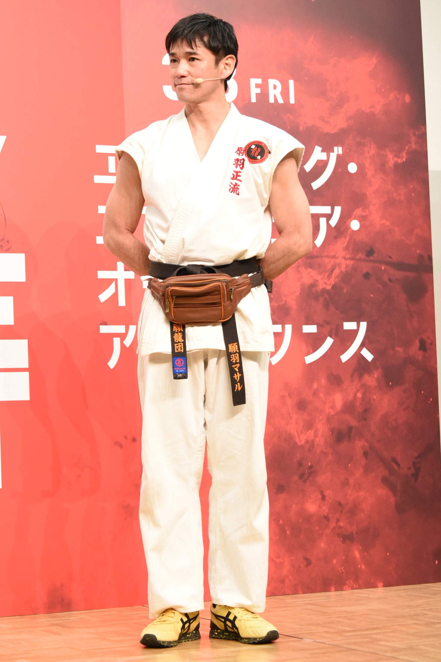 ヌンチャク伝道師の願羽マサル。