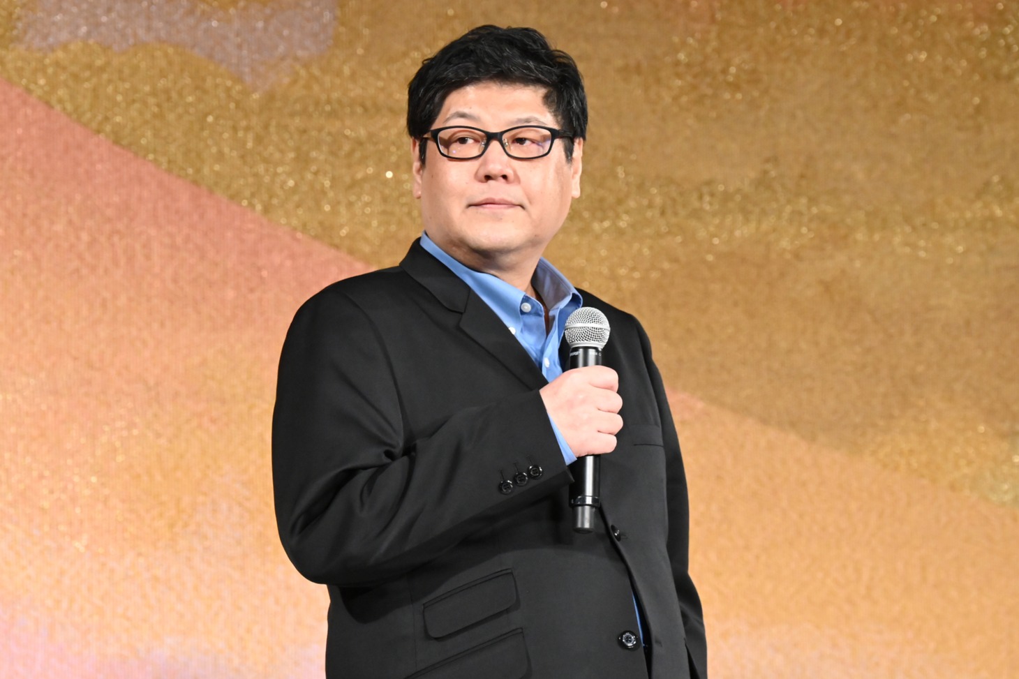 長浦京