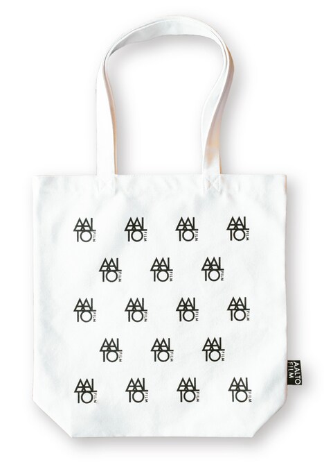 「アアルト」劇場前売券特典のトートバック。