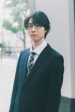 三間貴之役の桜田通。