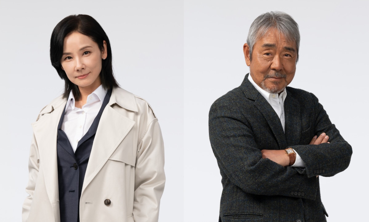 左から佐久良円花役の吉田羊、護道清二役の寺尾聰。