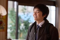 岡山天音演じる市川みね。