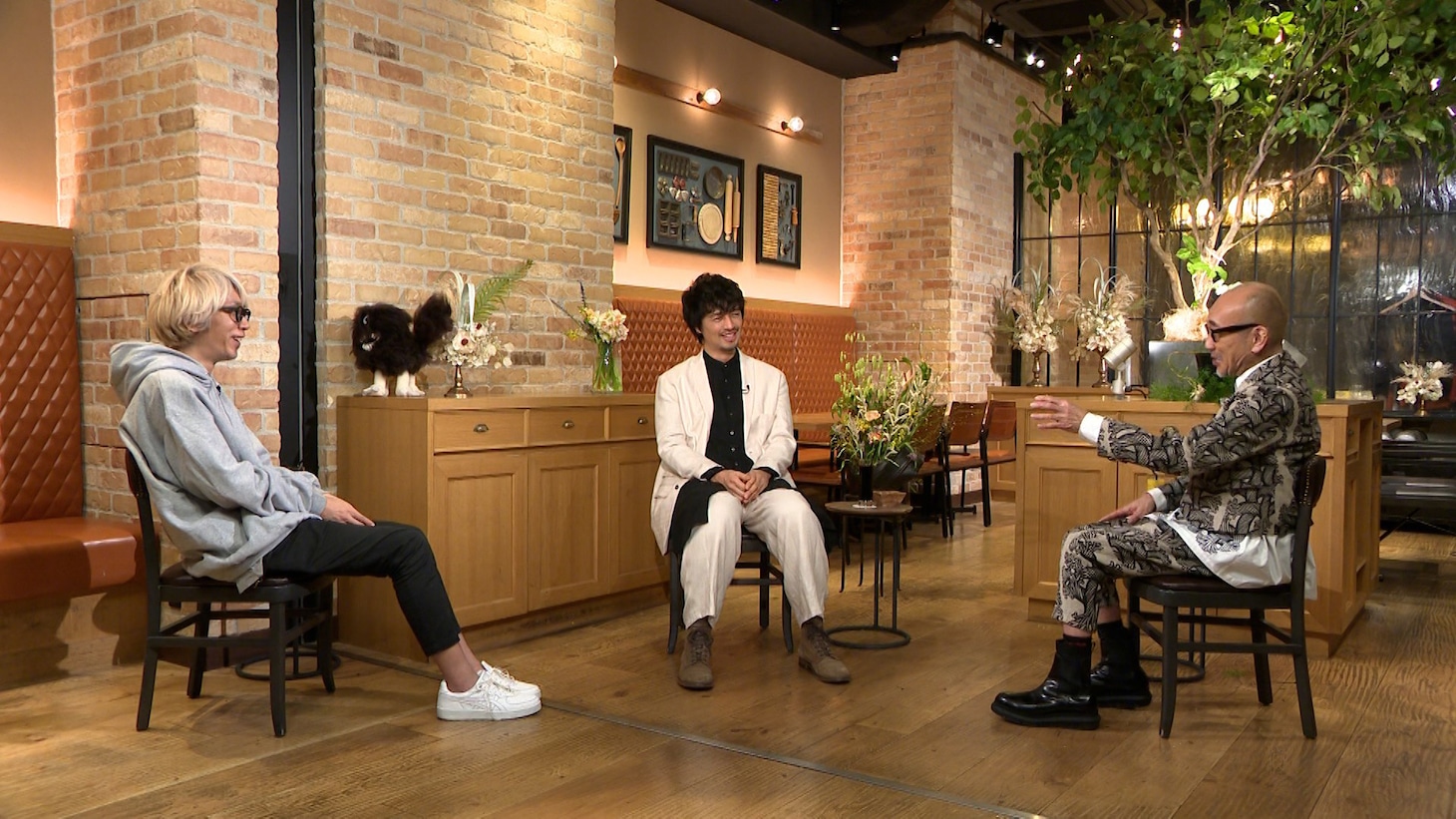 左から浅野いにお、斎藤工、竹中直人。