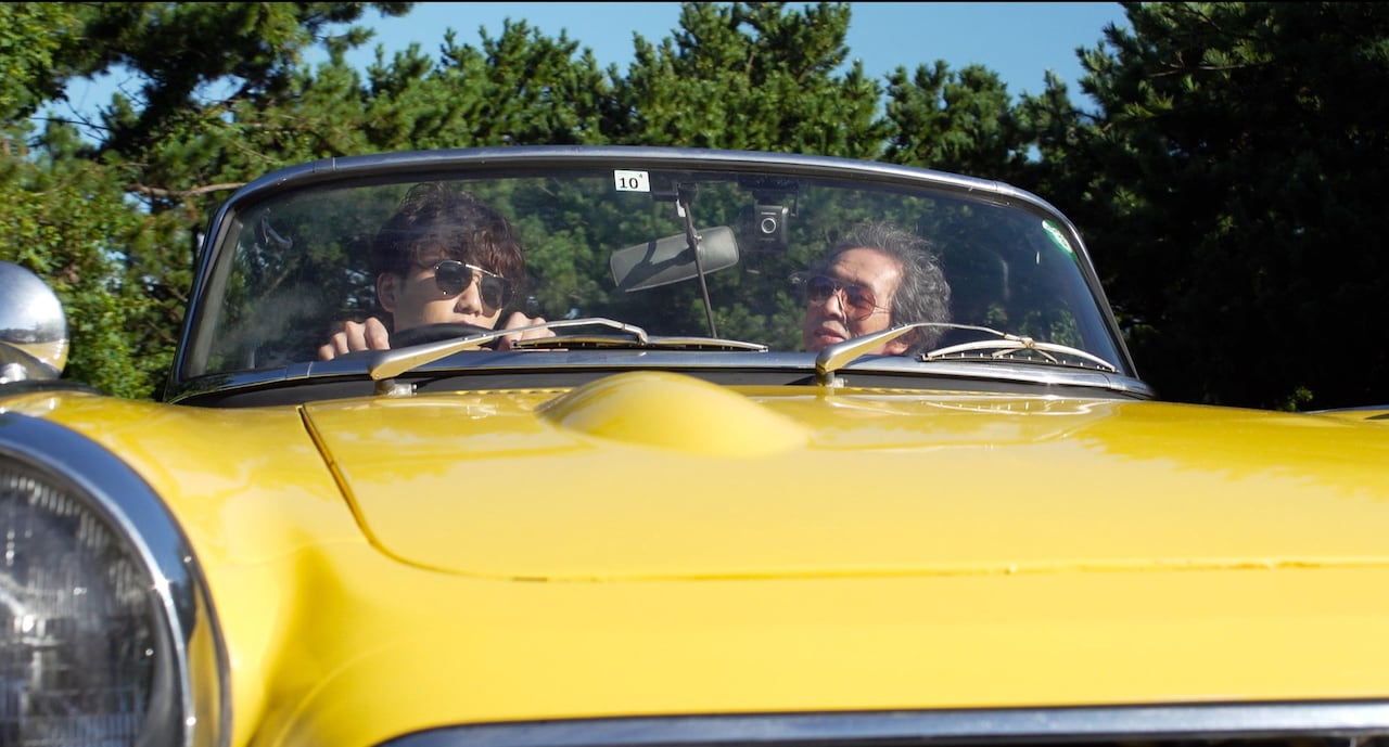 「老ナルキソス」場面写真が解禁、同性愛者たちの家族にまつわる葛藤の物語