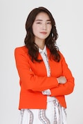 赤嶺麗奈役の仁村紗和。