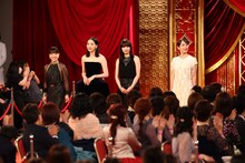 左から岸井ゆきの、のん、広瀬すず、吉岡里帆。