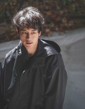 「ヘルドッグス」より、坂口健太郎。(c)2022「ヘルドッグス」製作委員会