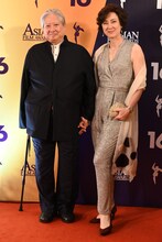 サモ・ハン・キンポー（左）