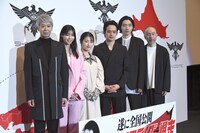「『シン・仮面ライダー』全国最速公開記念 舞台挨拶」の様子。