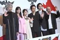 「『シン・仮面ライダー』全国最速公開記念 舞台挨拶」の様子。