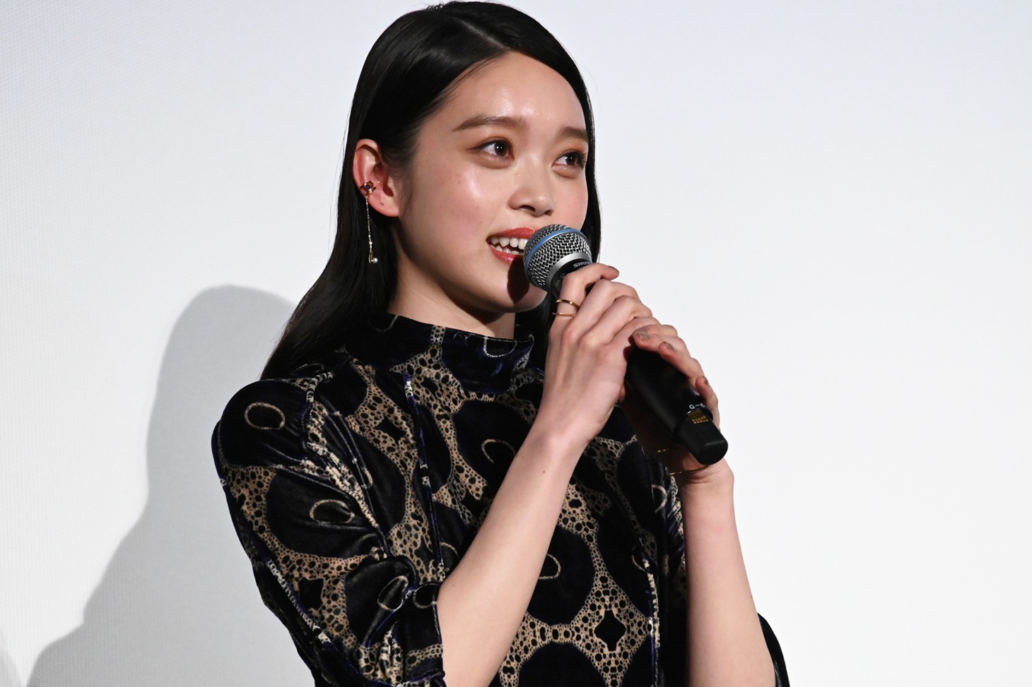高石あかり