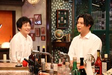 左から田中圭、千葉雄大。