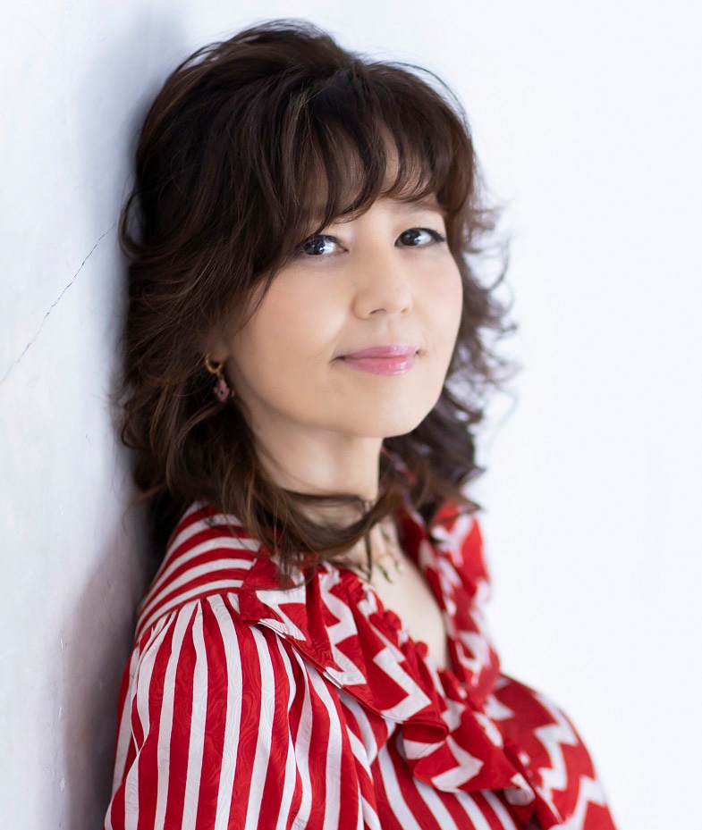 石野真子