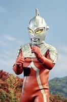 「ウルトラセブン」より、ウルトラセブン。