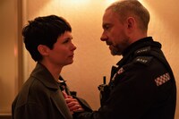 「レスポンダー 夜に堕ちた警官」場面写真 Rekha Garton(c)2021 Dancing Ledge Productions