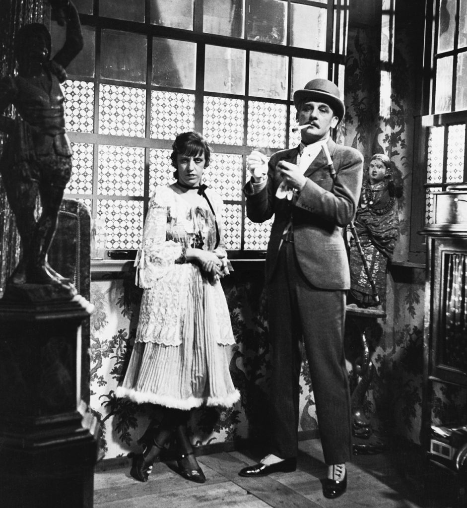 「三文オペラ」